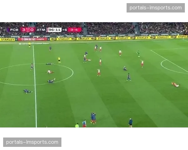 巴萨次回合前场压迫强度下降 马竞从容组织由守转攻